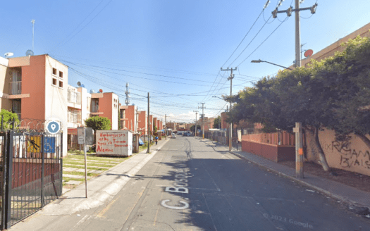DEPARTAMENTO EN VENTA EN LOS HÉROES TECÁMAC