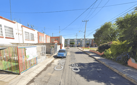 CASA EN VENTA EN LOS HÉROES TECÁMAC